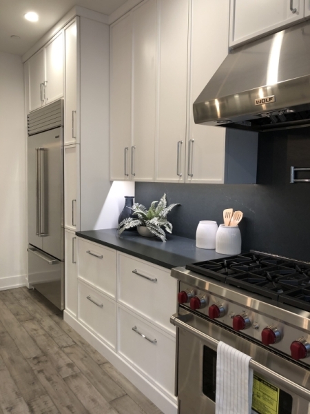 Beautiful-white-kitchen